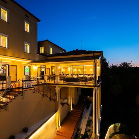 Albergo Cane Dozza Exteriér fotografie