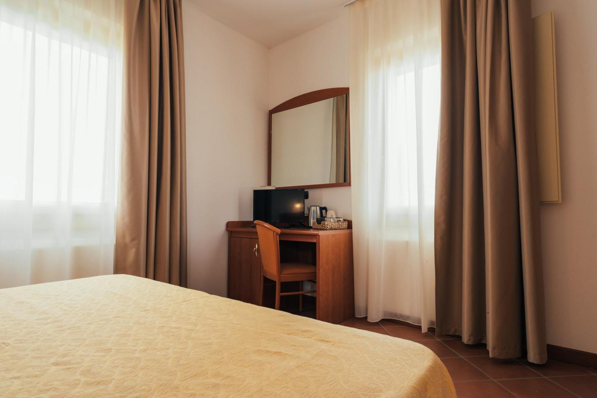 Albergo Cane Dozza Exteriér fotografie
