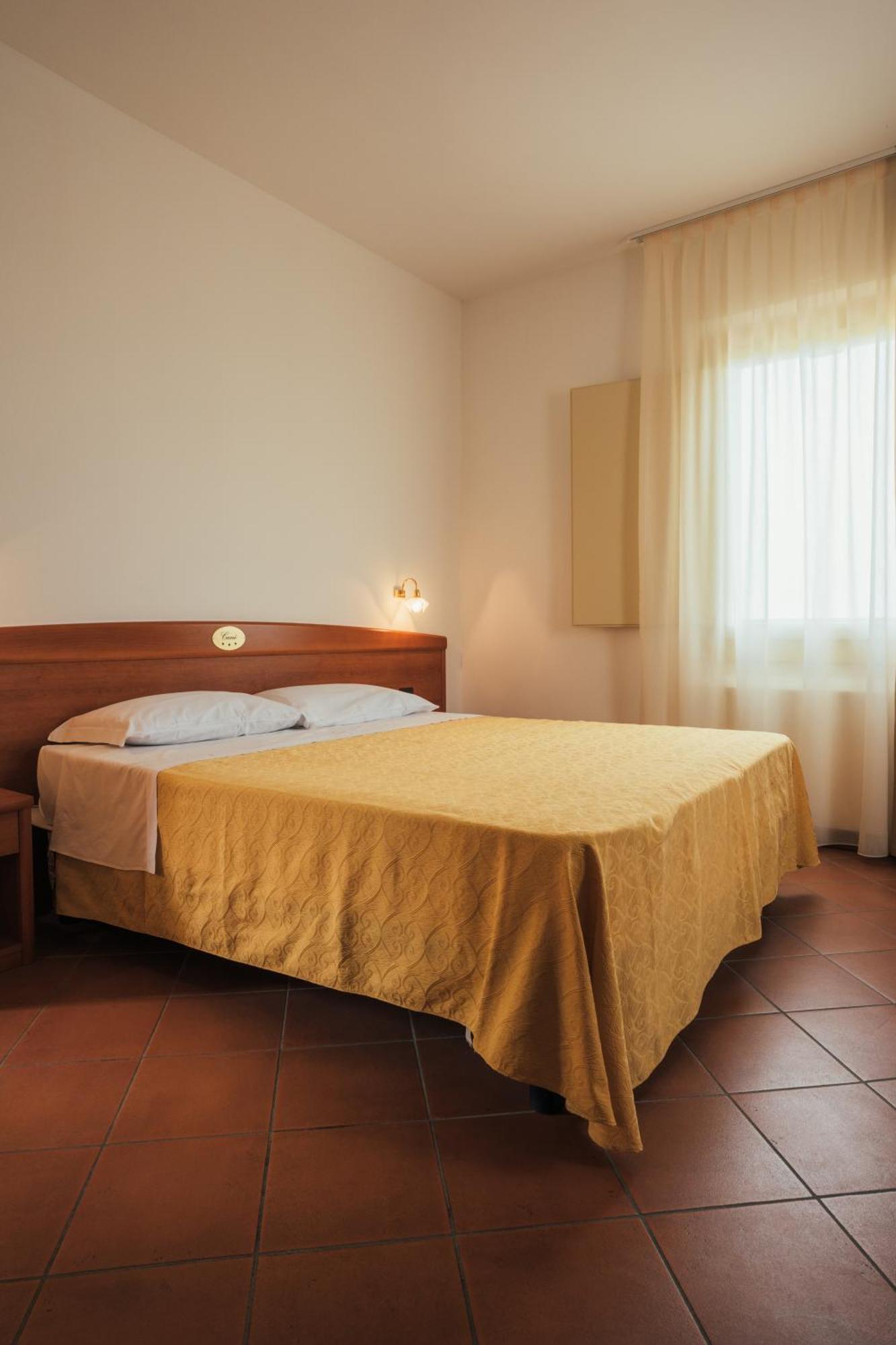 Albergo Cane Dozza Exteriér fotografie