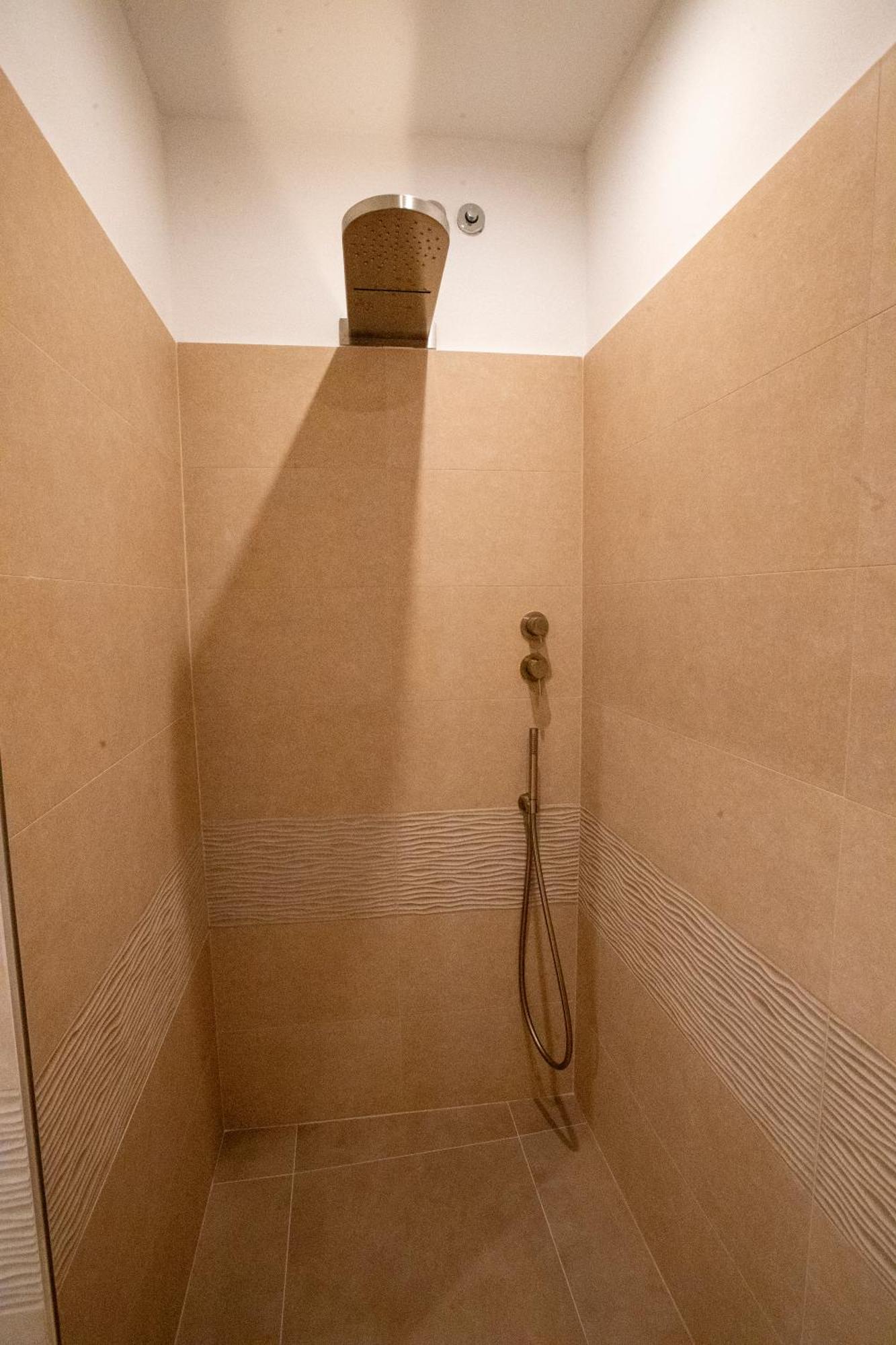 Albergo Cane Dozza Exteriér fotografie